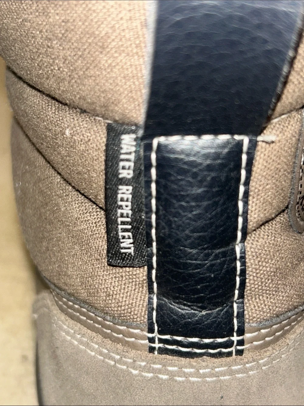 Converse Chuck Taylor All Star Berkshire Boots / Water-Resistant